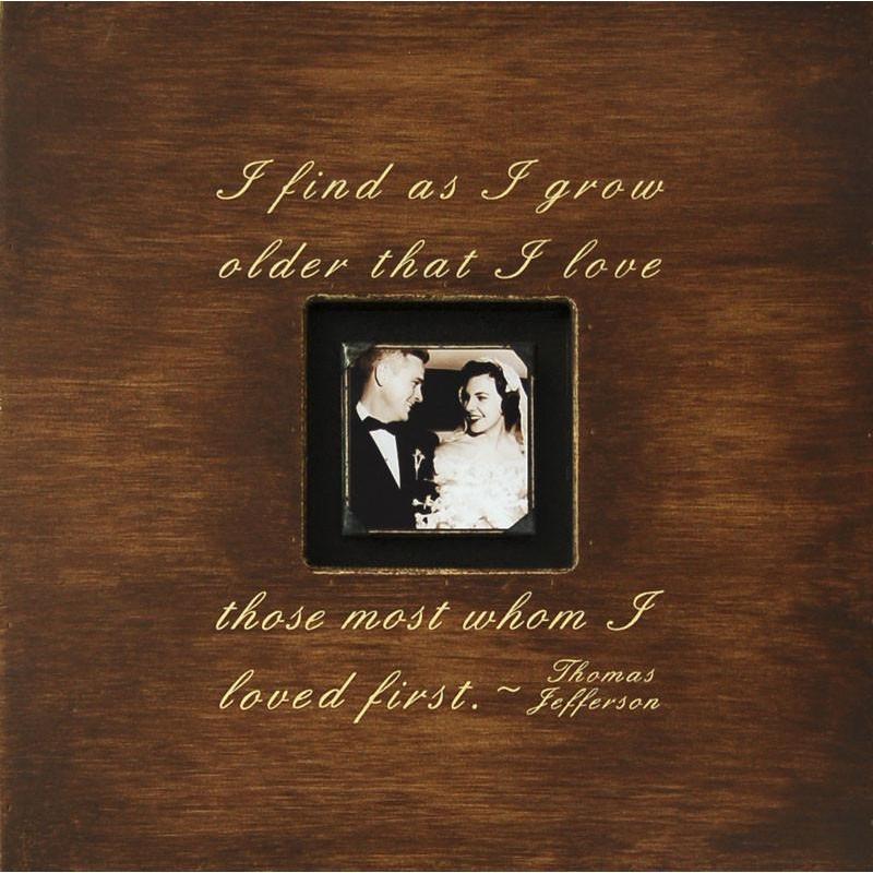 Handmade Wood Photobox with quote "I Find As I Grow"